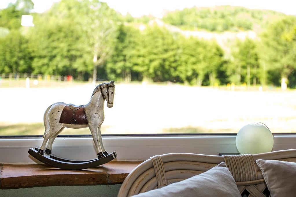 Agriturismo Borgo Serafino Mangone  الغرفة الصورة
