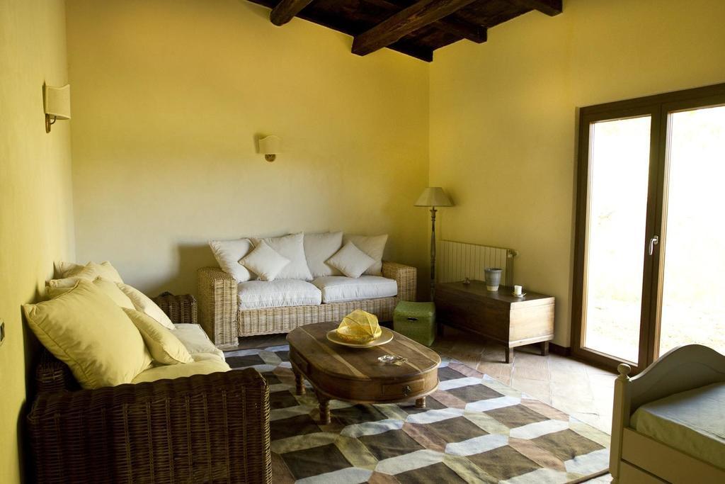 Agriturismo Borgo Serafino Mangone  المظهر الخارجي الصورة