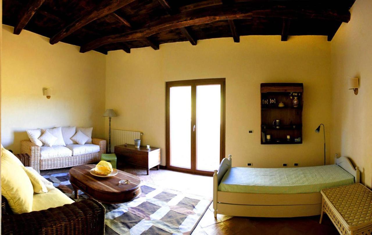 Agriturismo Borgo Serafino Mangone  المظهر الخارجي الصورة