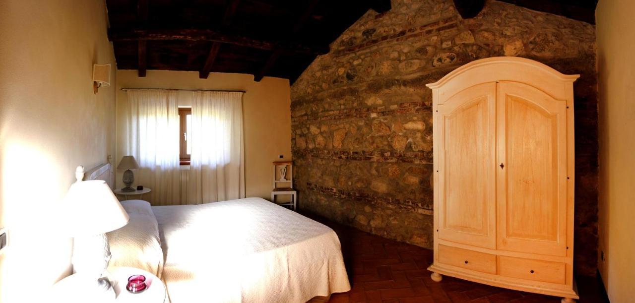 Agriturismo Borgo Serafino Mangone  المظهر الخارجي الصورة