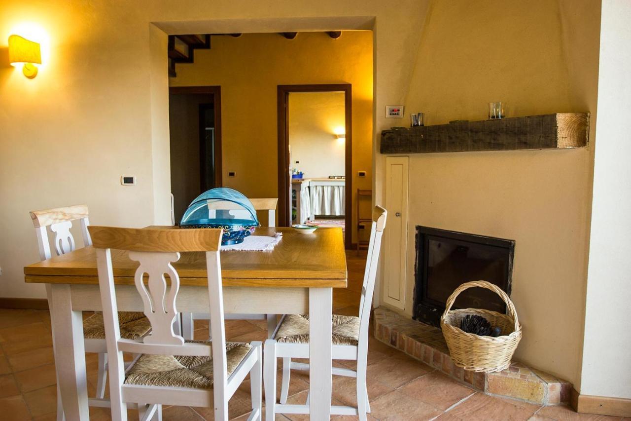 Agriturismo Borgo Serafino Mangone  المظهر الخارجي الصورة